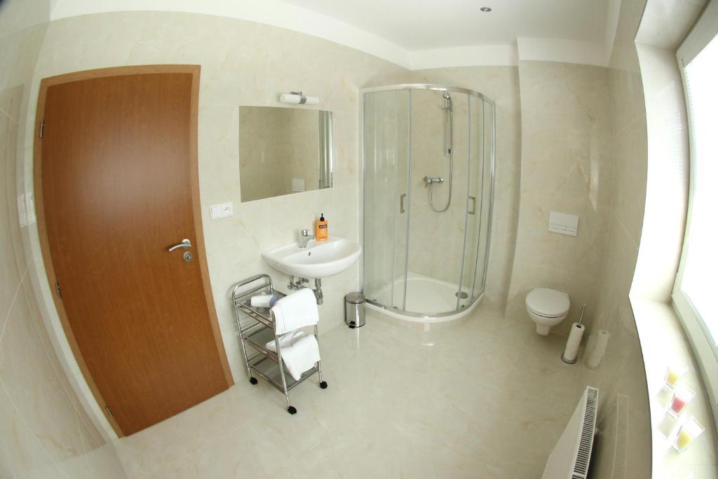 Černý Kocour Apart hotel - Two-Bedroom Family Apartment