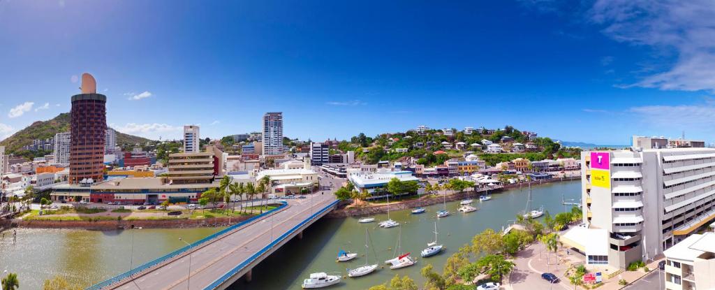 Oaks Townsville Gateway Suites - Resim 9