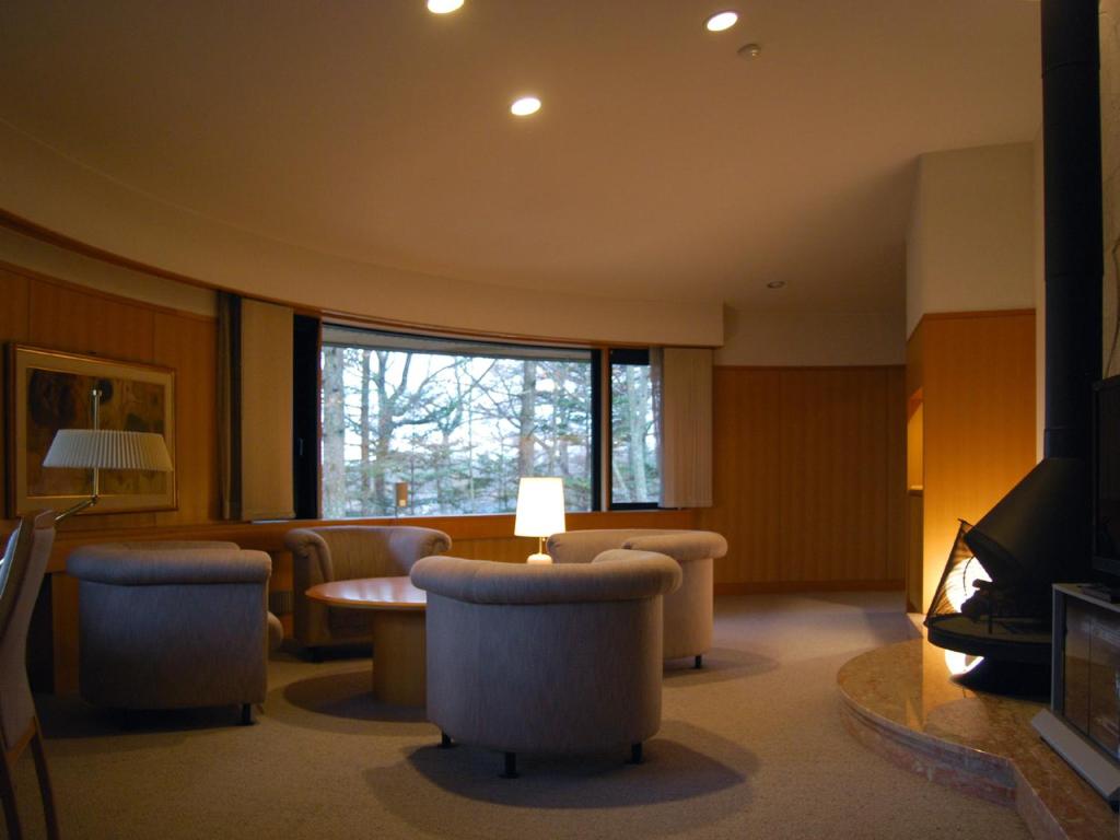 Posezení v ubytování KARUIZAWA CLUB OF ART
