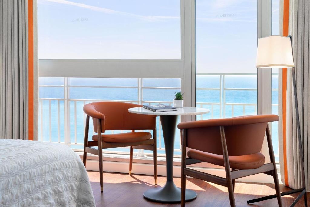 Le Meridien Nice - Habitación De Lujo Con Vista Al Mar, Cama King
