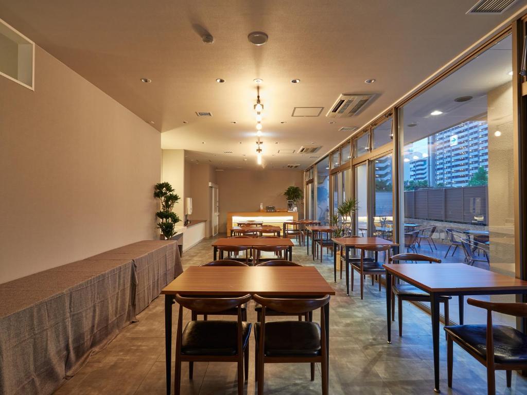 Restaurace v ubytování EZ HOTEL Kansai Airport Seaside