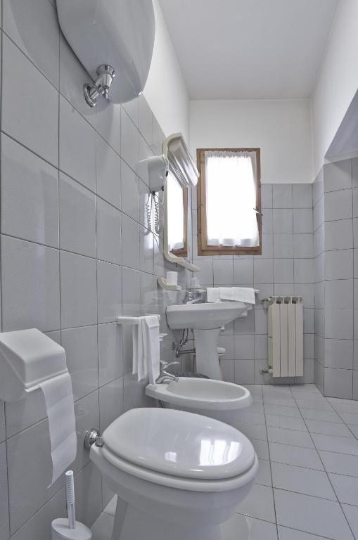 Koupelna v ubytování Hotel Valentini Inn