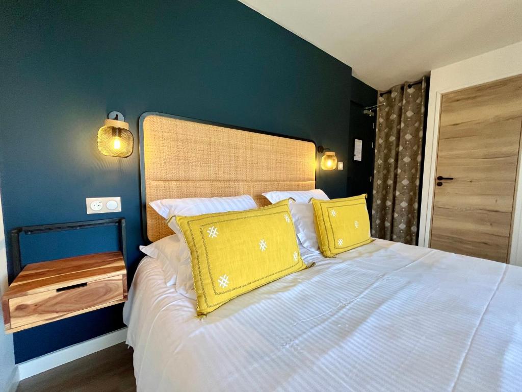 Hôtel les Chaumettes - Tweepersoonskamer Met Terras