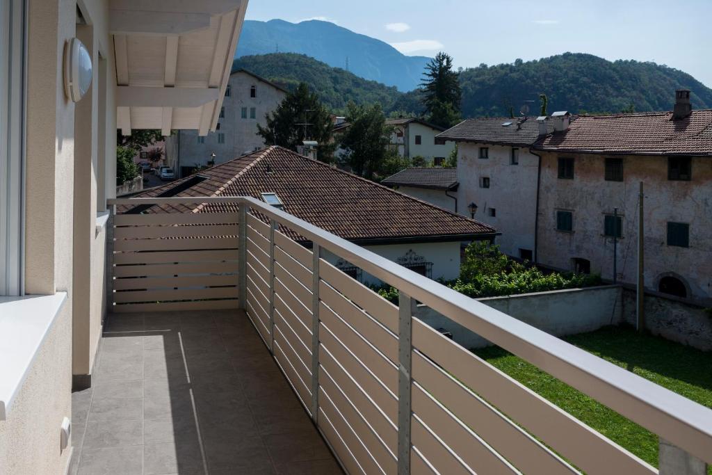 Nespecifikovaný výhled na hory nebo výhled na hory při pohledu z aparthotelu