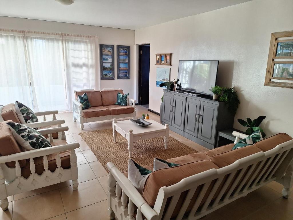 Sunset Retreat, Jeffreys Bay (updated prices 2024)