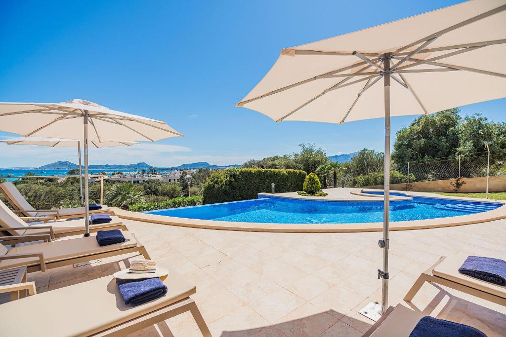 Bazén v ubytování Villa Bonavista By SunVillas Mallorca nebo v jeho okolí