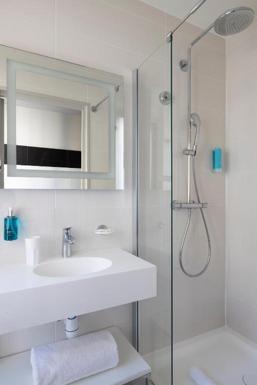 Hotel 66 Nice - Resim 42