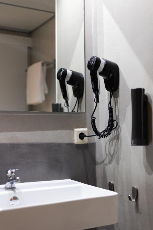 Salle de bains dans l'établissement Inter 2