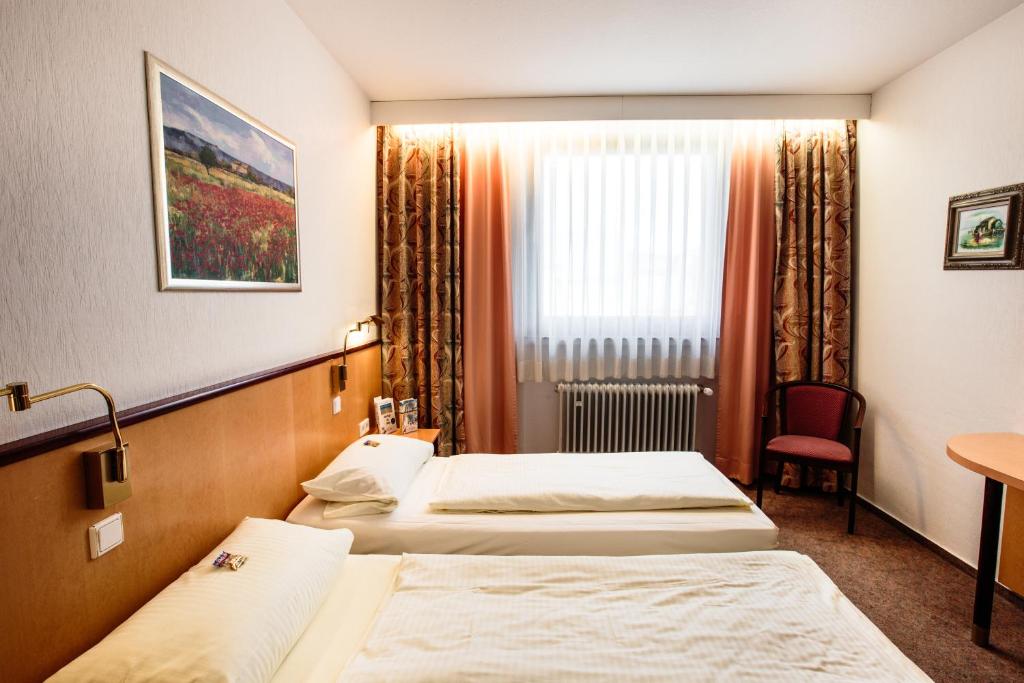 Hotel St. Pierre - Single Room With Garden View