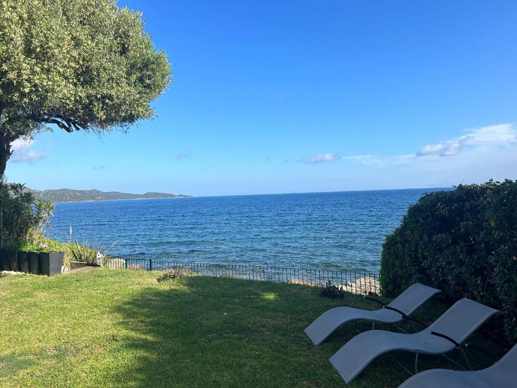 Φυσικό τοπίο κοντά σε αυτή η παραθεριστική κατοικία