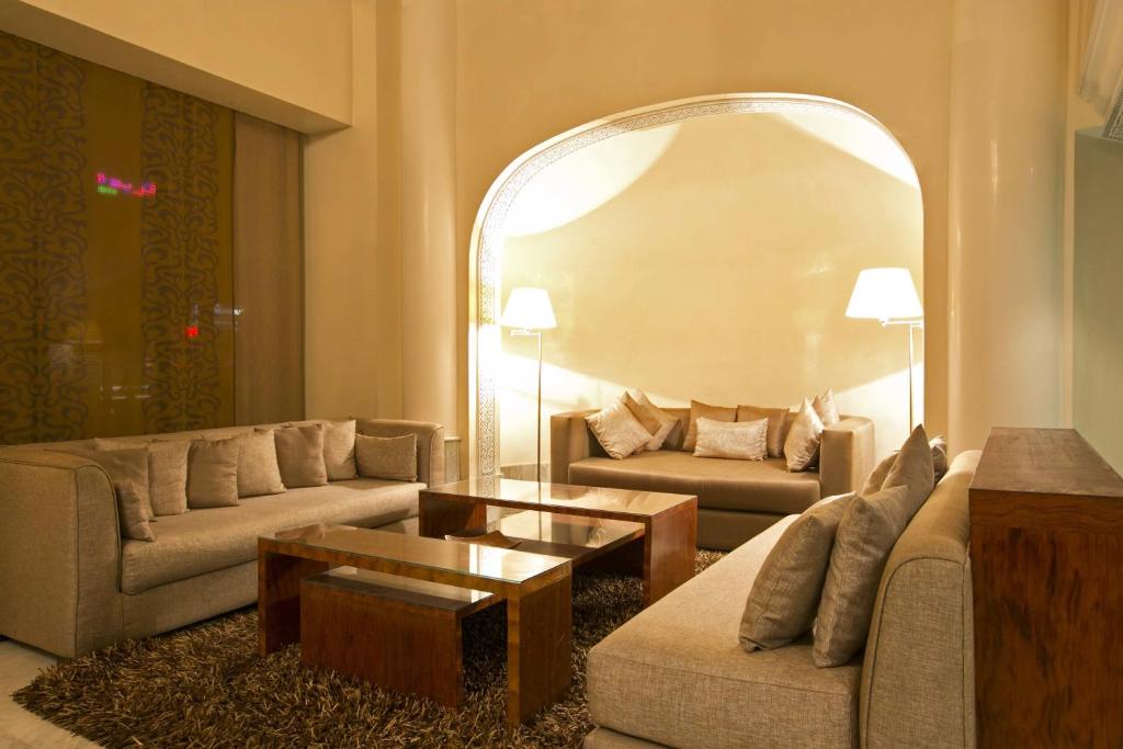 Posezení v ubytování Nassim Hôtel