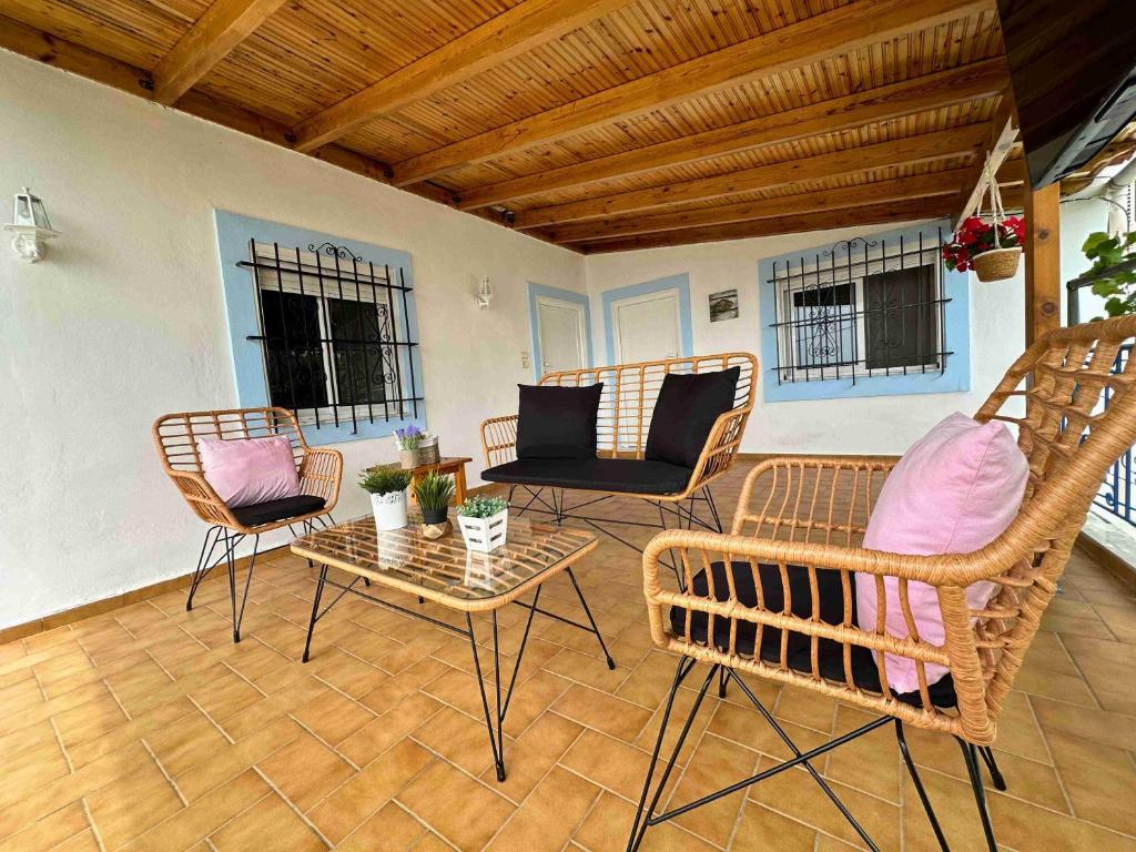 Fotografija u galeriji objekta Kalderimi View House u gradu Dermi