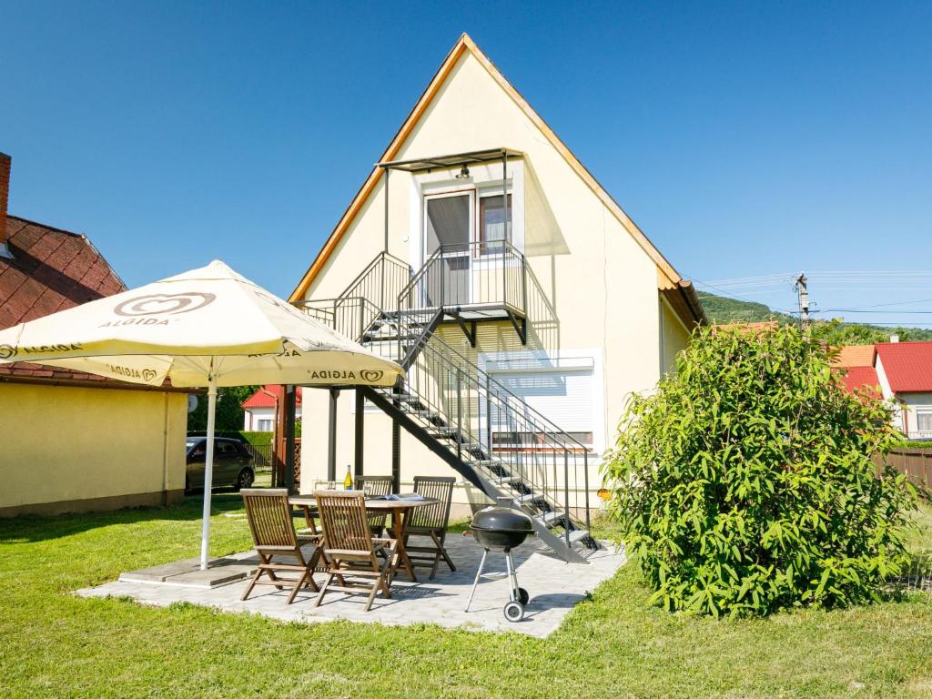Holiday Home Emi by Interhome 8261 Badacsonytomaj kép - 1