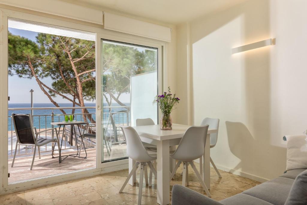 Balkón alebo terasa v ubytovaní Flateli PDA Vista Mar