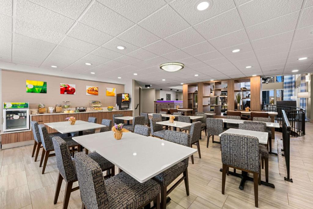Quality Inn & Suites Matthews - Charlotte photo