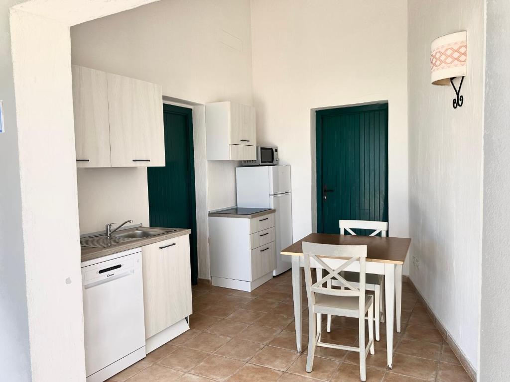 Kuchyň nebo kuchyňský kout v ubytování Acqua di Mare Hotel e Resort