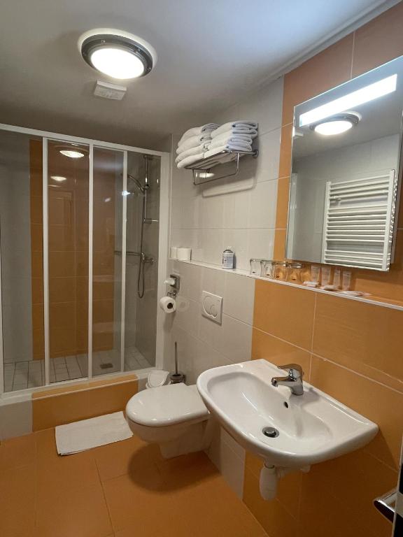 Koupelna v ubytování Wellness Hotel Svachovka