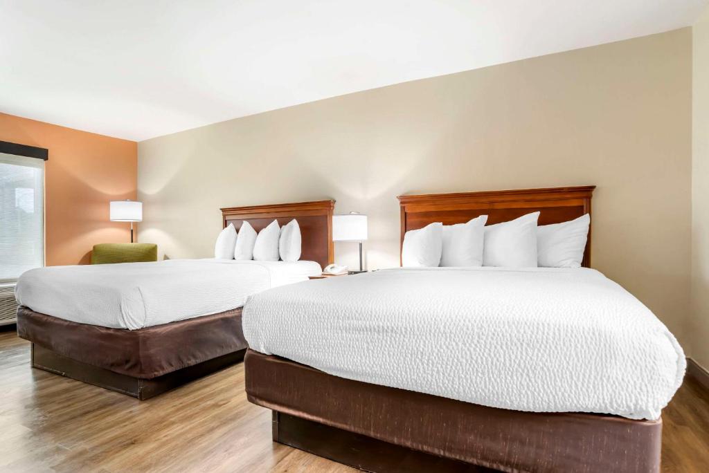 Econo Lodge Moss Point - Pascagoula - Queen Room Met Twee Queensize Bedden - Niet -roken