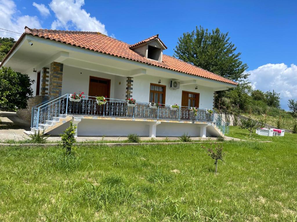 Budova, kde se vila nachází