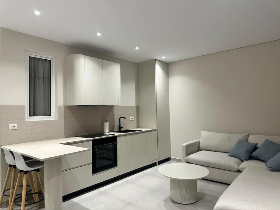 San Pietro, Sunshine Two Bedroom Apartment