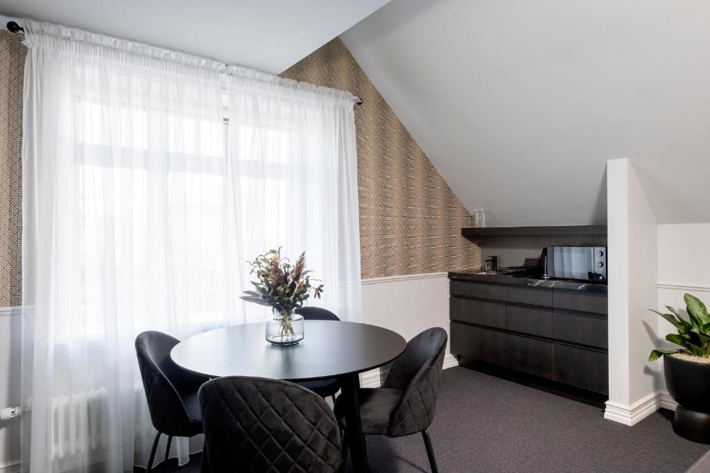 Hotel Reykjavík Saga - Resim 22