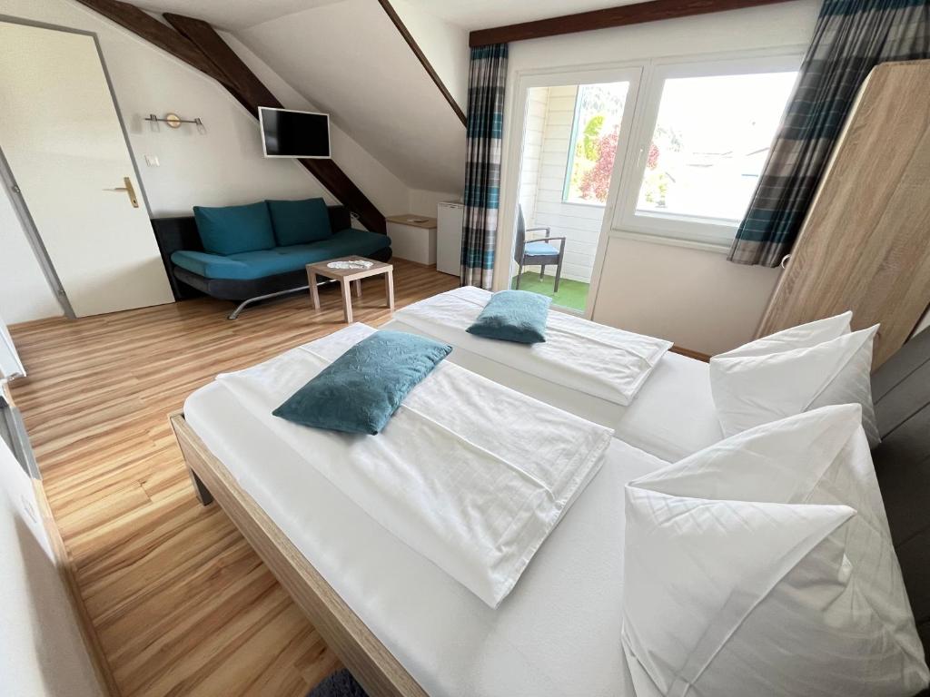 Postel nebo postele na pokoji v ubytování Seemüllnerhaus