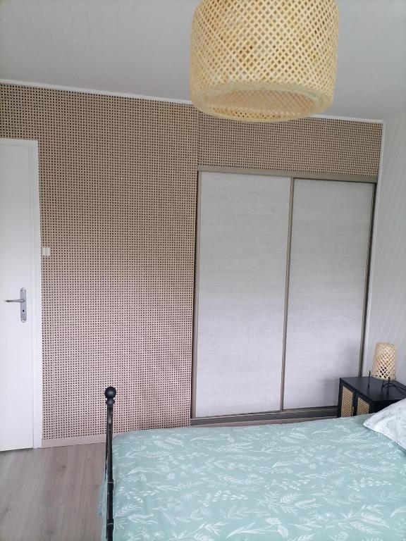 Chez Fabiola et Alain - Chambre Double De Luxe (2 Adultes + 1 Enfant)
