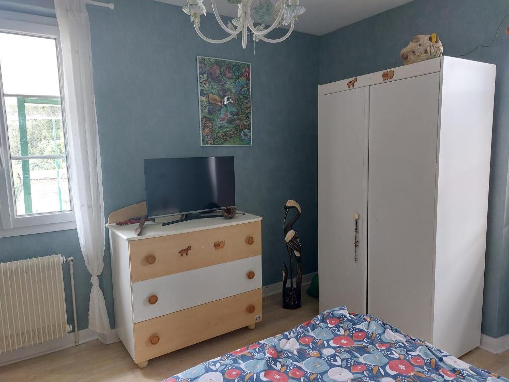LES ROSSIGNOLS - Quarto Duplo Com Vista Jardim