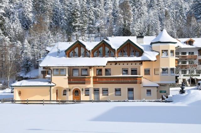 Tonis Appartements am Achensee v zimě