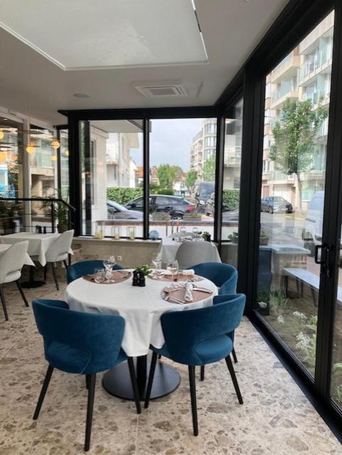 Posezení v ubytování Hotel Atlanta Knokke