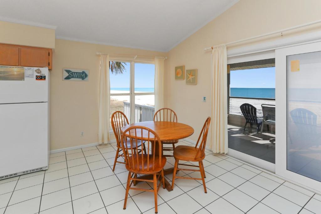 Road's End by Pristine Properties Vacation Rentals, Indian Pass