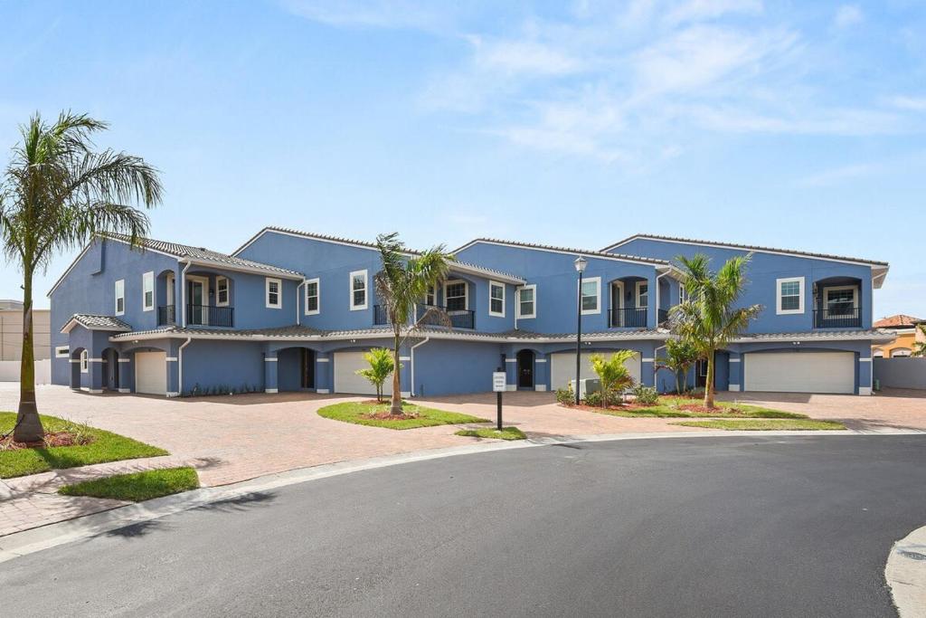 Budova, kde se prázdninový dům nachází