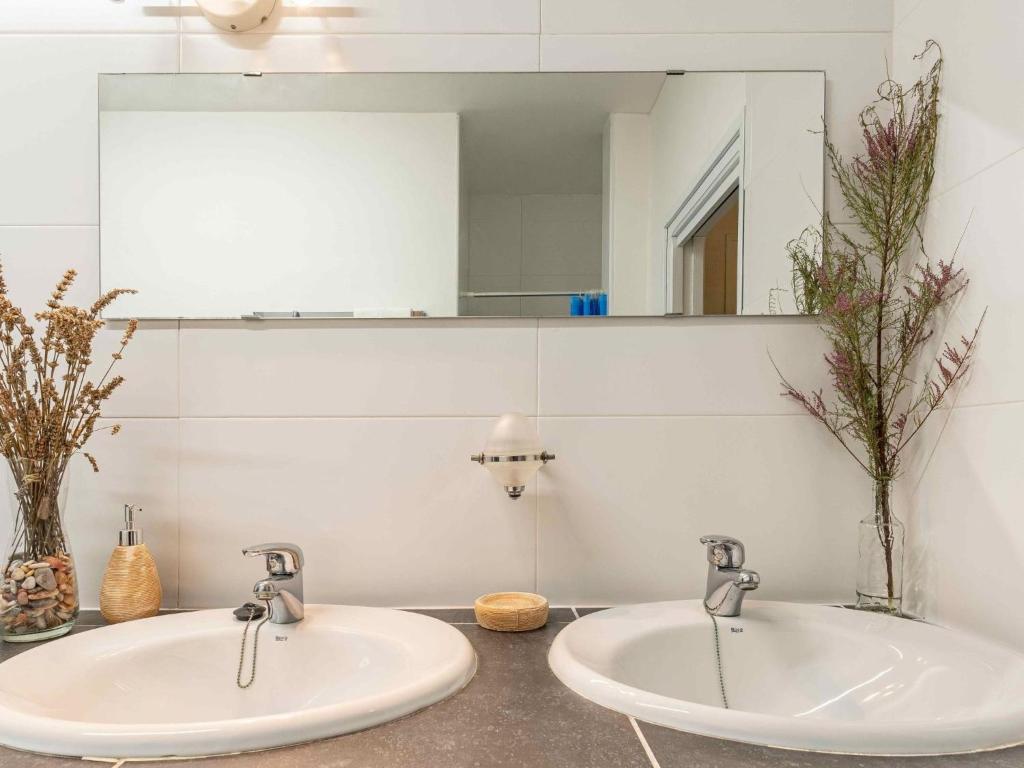Fotografie z fotogalerie ubytování Holiday Home Sol by Interhome v destinaci Les tres Cales