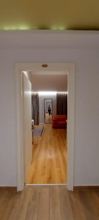 Postel nebo postele na pokoji v ubytování Hotel SHahini