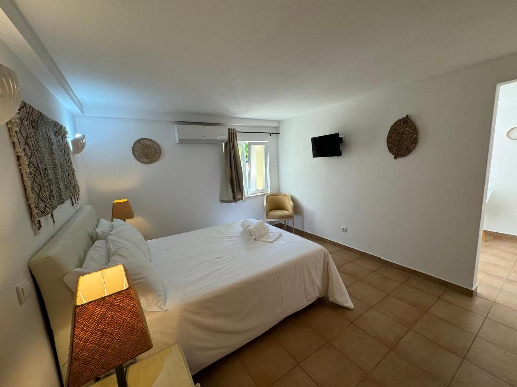 Happy Silva Guesthouse - 17