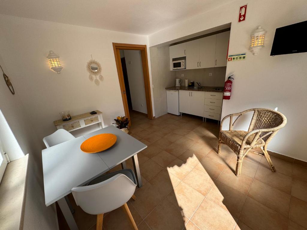 Happy Silva Guesthouse - 16