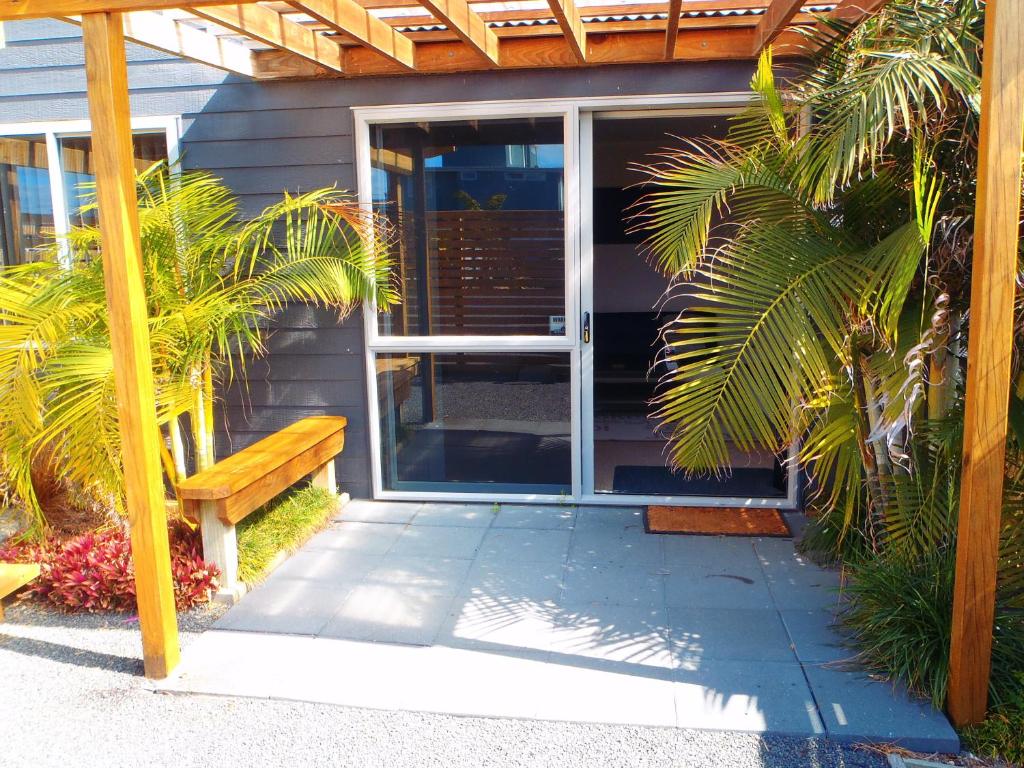 In the Heart of the Beach - Resim 17