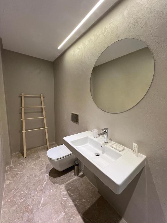 Koupelna v ubytování Viva Properties