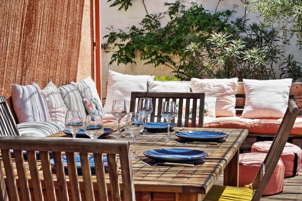 Posedenie v ubytovaní Charmante maison de vacances près de Nîmes