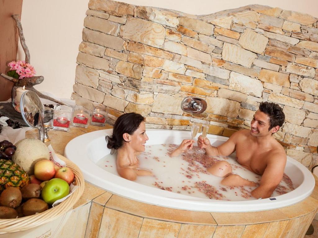 Hosté ubytování Wellness & Sporthotel Alpenhof