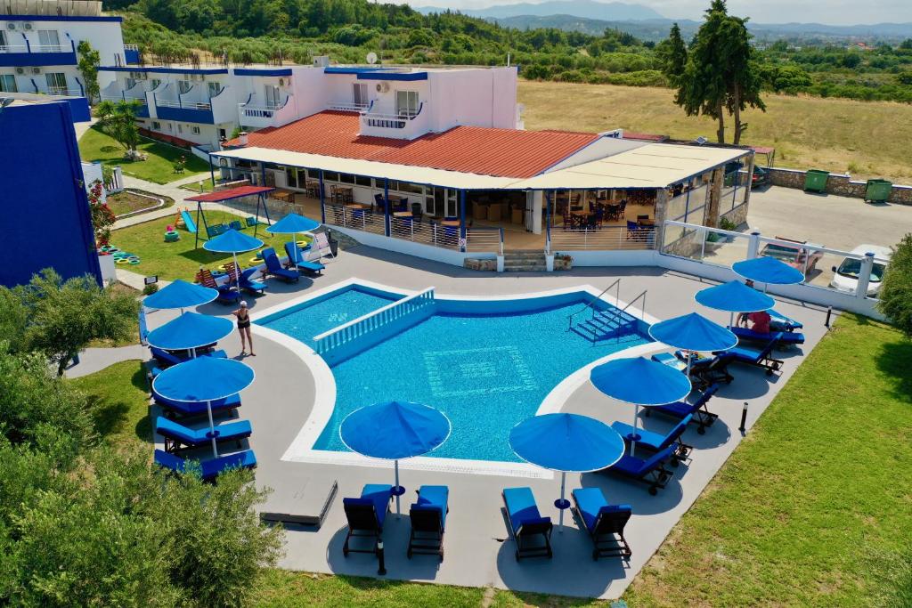 Basen w obiekcie Summer View lub w pobliżu