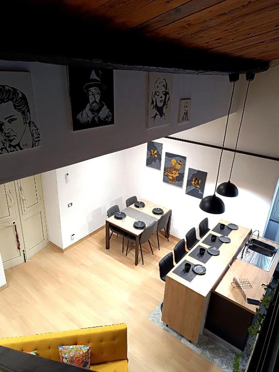 Kuchyň nebo kuchyňský kout v ubytování Ti Scialìi Loft
