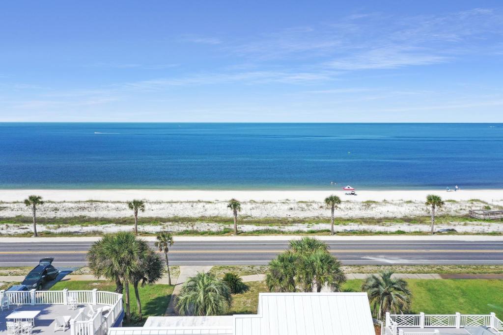 Jabba's Beach Hutt by Pristine Properties Vacation Rentals, Mexico