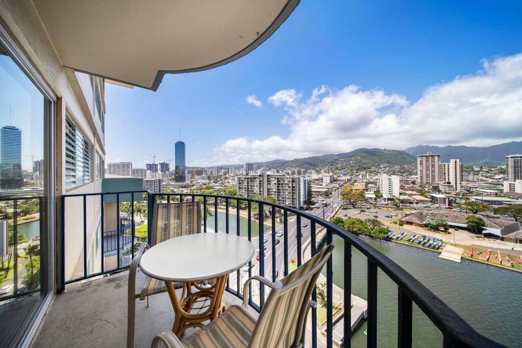 Waikiki Oc…