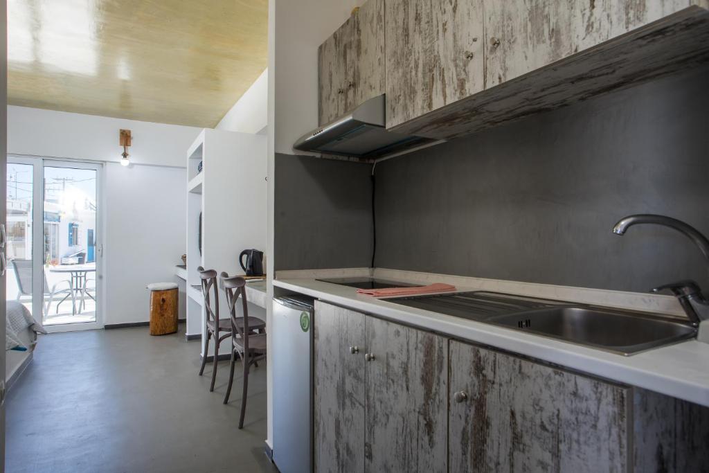 Lisabeth Apartments - 13