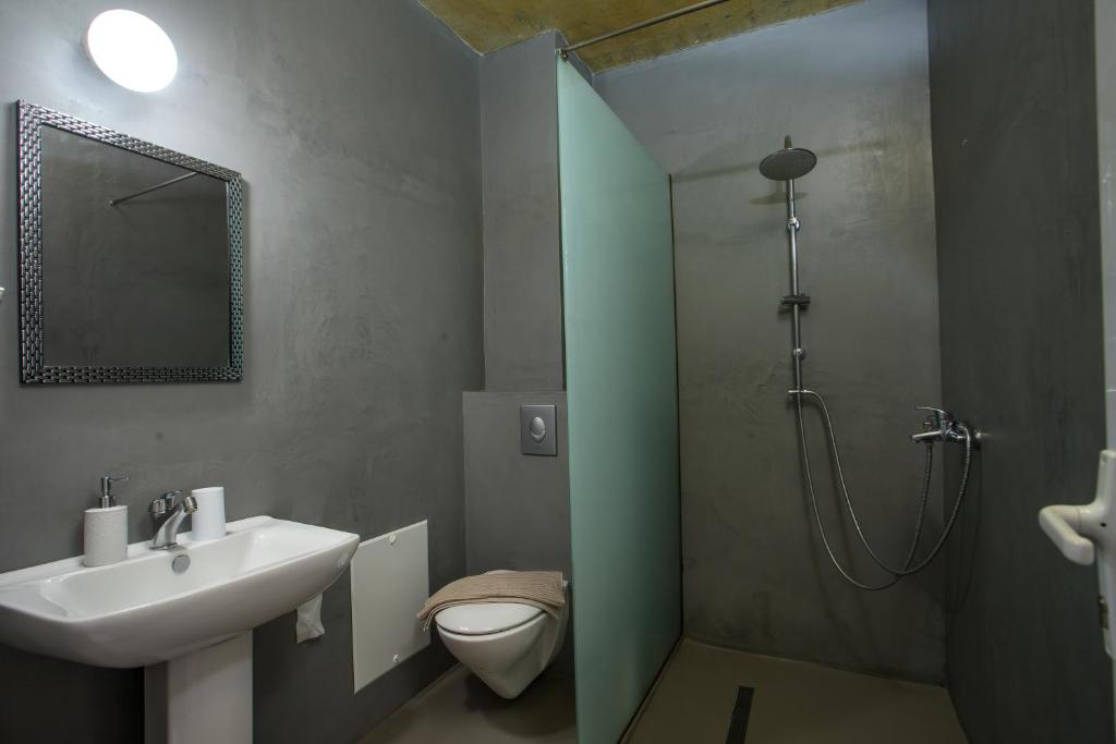 Lisabeth Apartments - 14