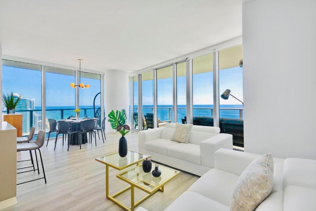 Apartamento Oceanfront Bliss Pool Gym Direct Beach Access (EE.UU ...