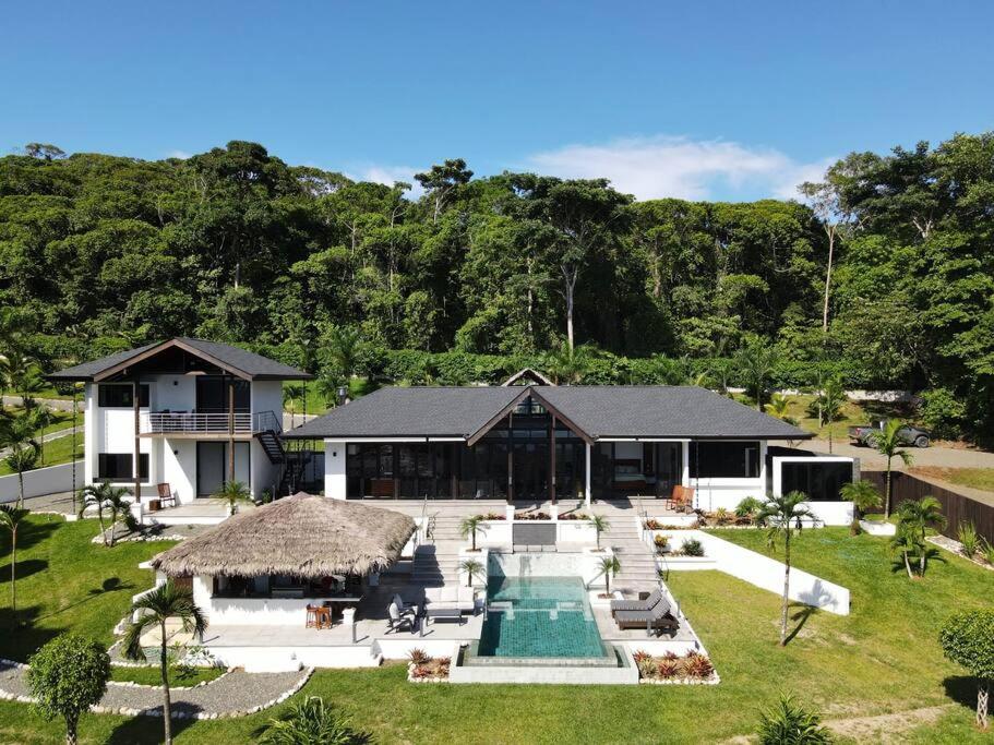 Ảnh trong thư viện ảnh của Casa Ventanas Matapalo Luxe Villa ở Cabo Matapalo