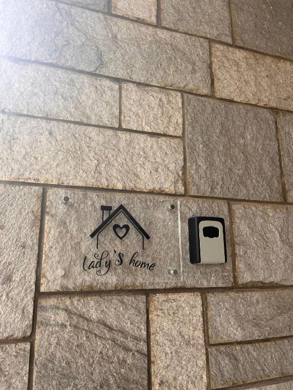 Fotografie z fotogalerie ubytování Lady's home v destinaci Piedimulera