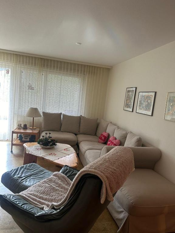 Appartement avec grande terrasse Loèche les Bains